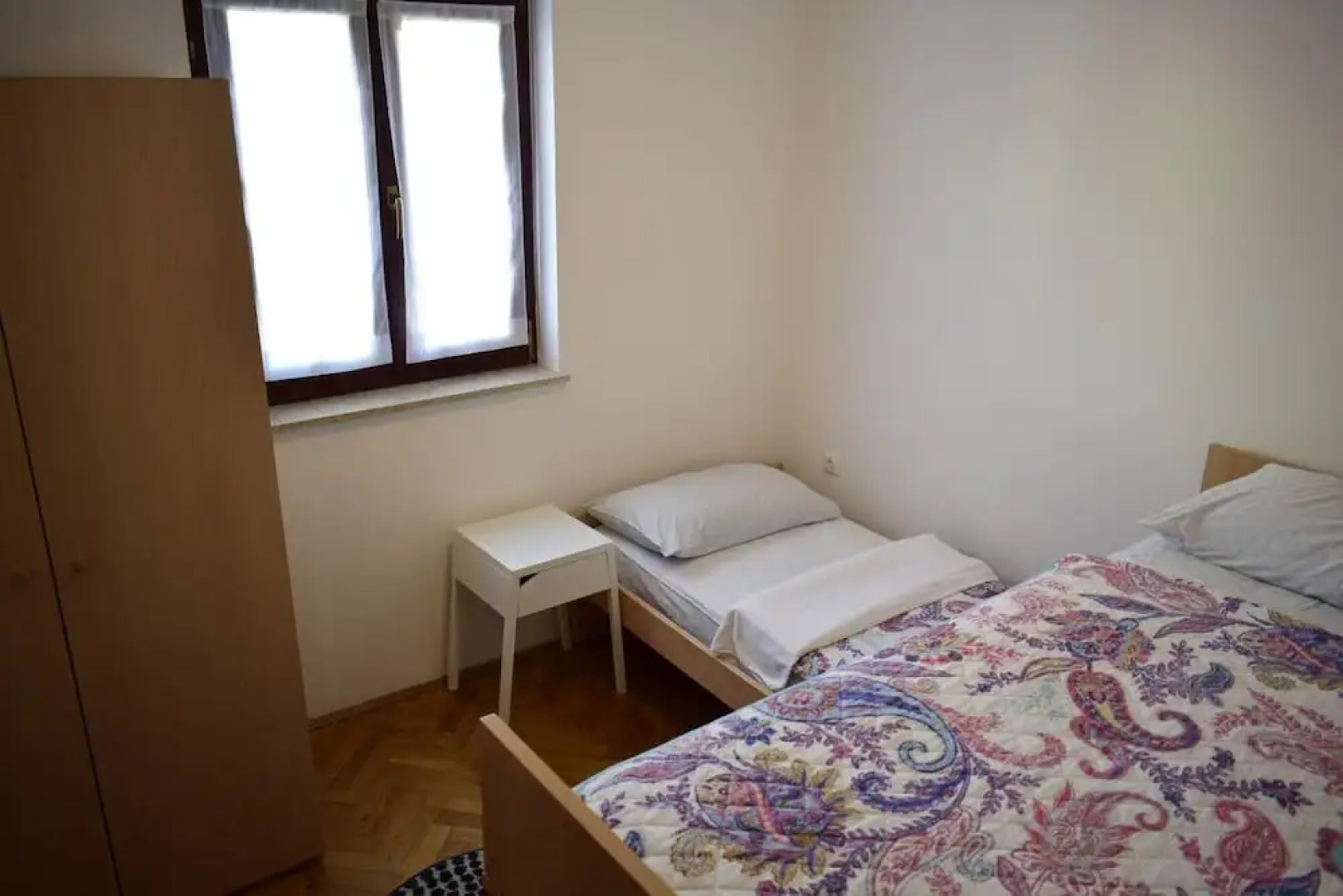 Apartment Blue Orchid