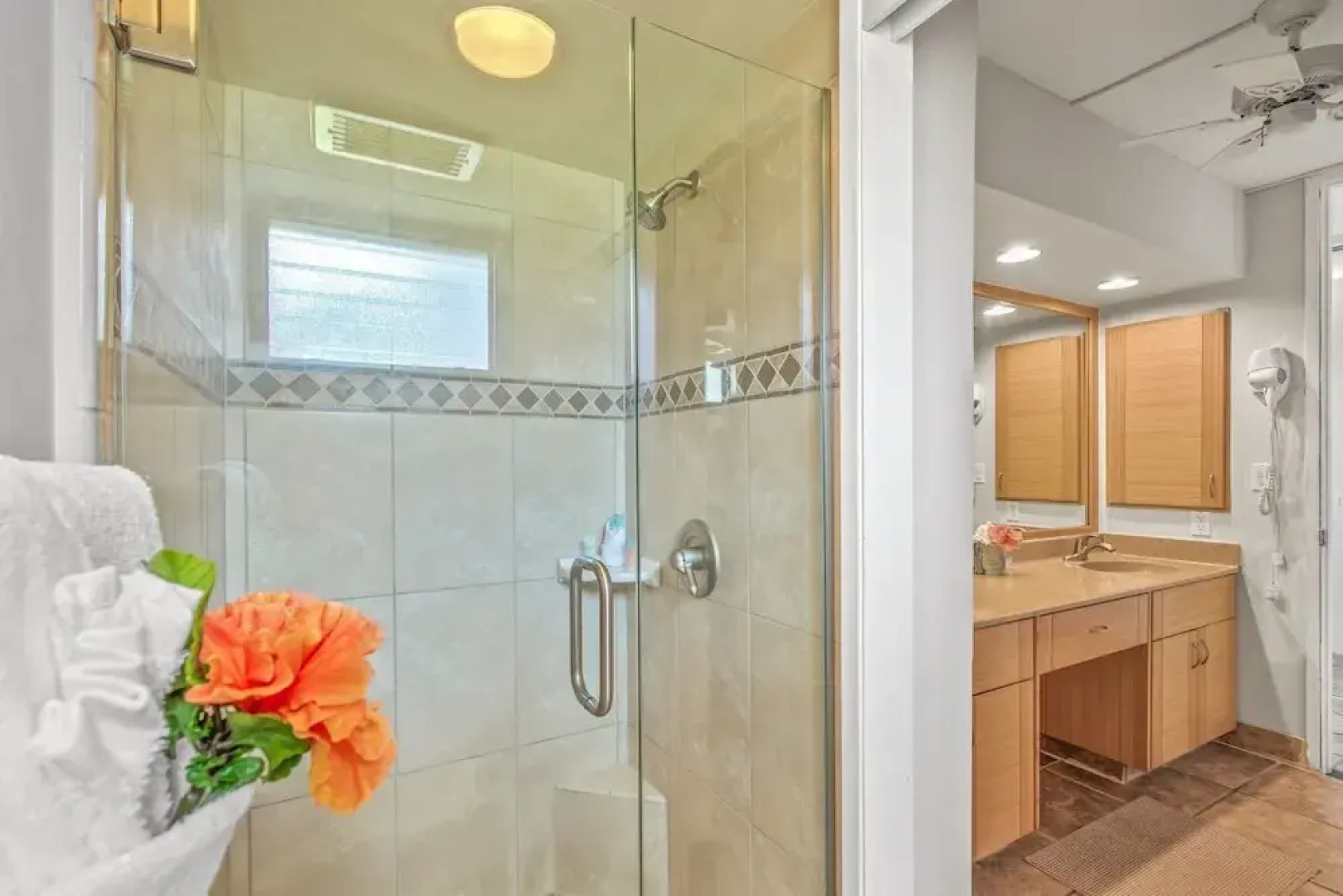 Papakea A101 2 Bedroom Condo 2 Condo by Redawning