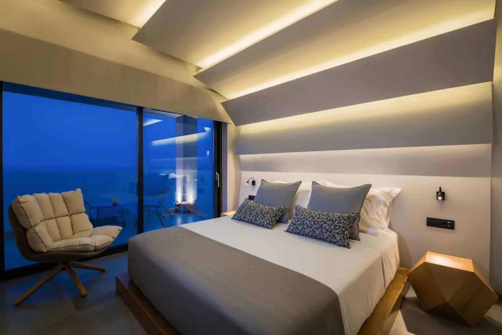 Sueño LUXURY VILLA 180 Iconic Sea View
