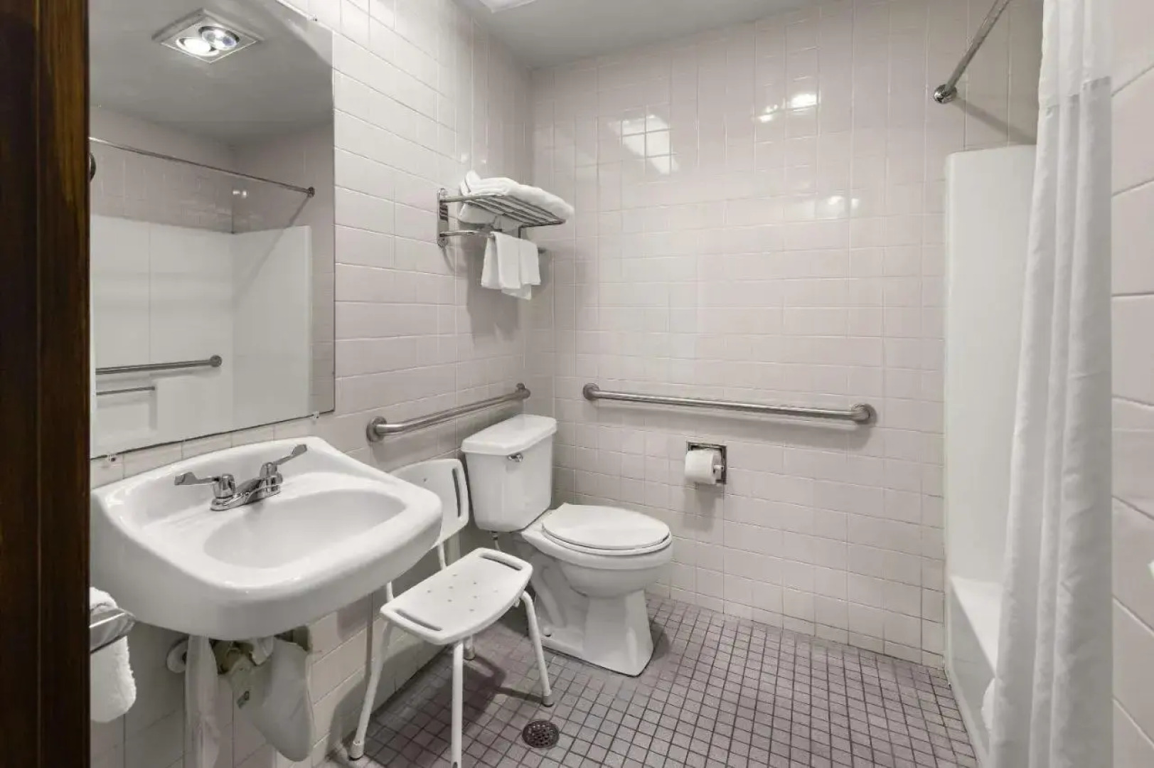 Comfort Inn Kansas City International Airport