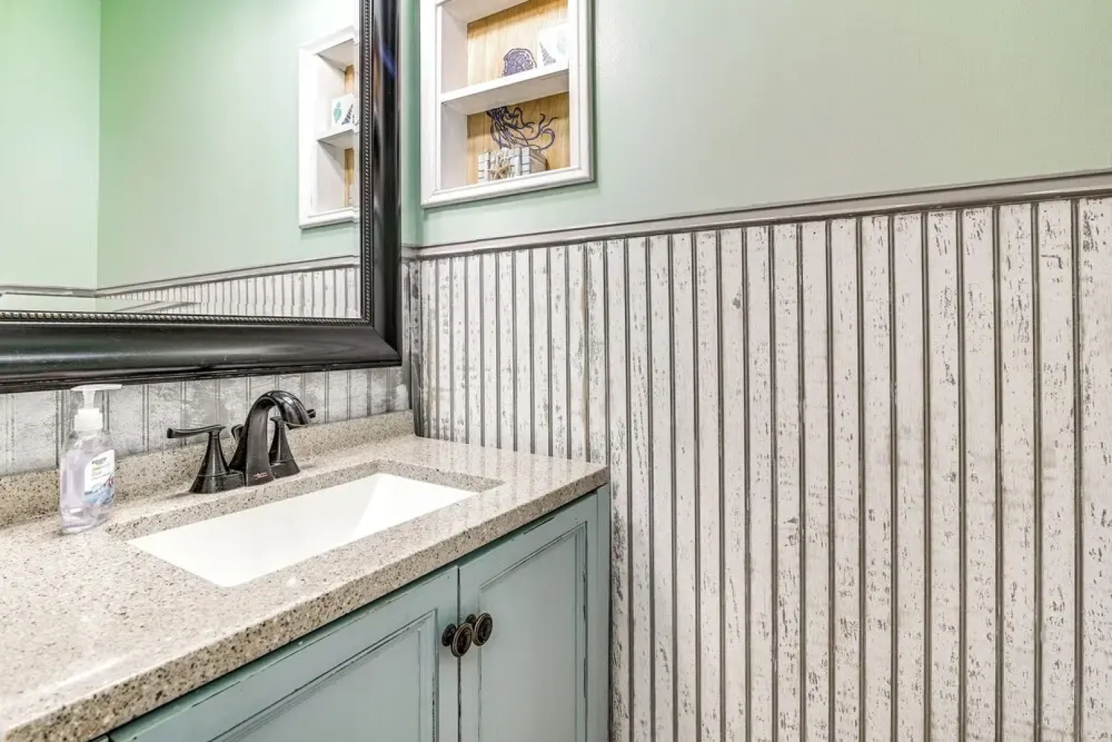 Chic Murrells Inlet Getaway ~ 2 Mi to Marsh Walk!