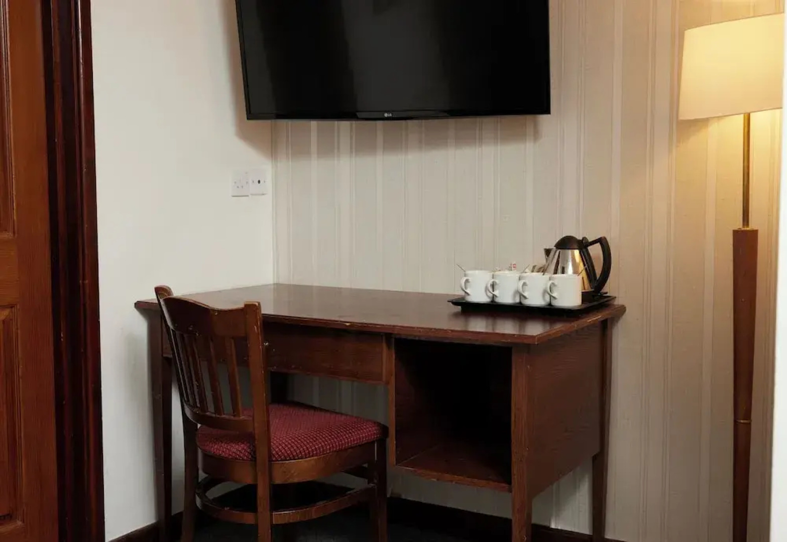 Hunters Hall Tetbury by Greene King Inns