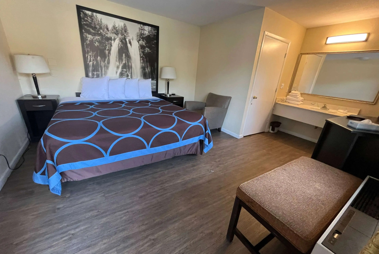 Super 8 by Wyndham Red Bluff