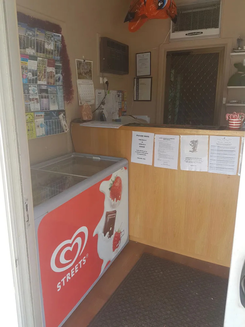 Lakes Caravilla Caravan Park