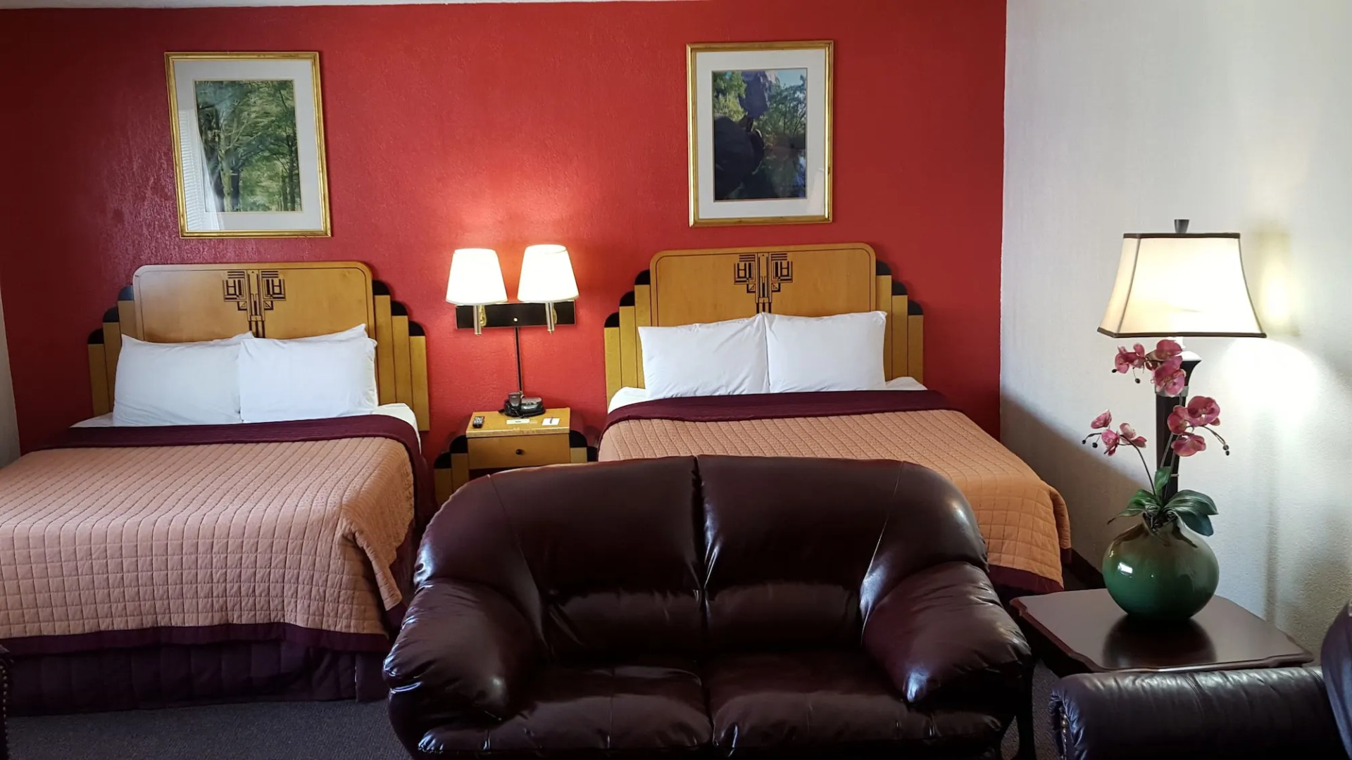 The Metropolitan Inn