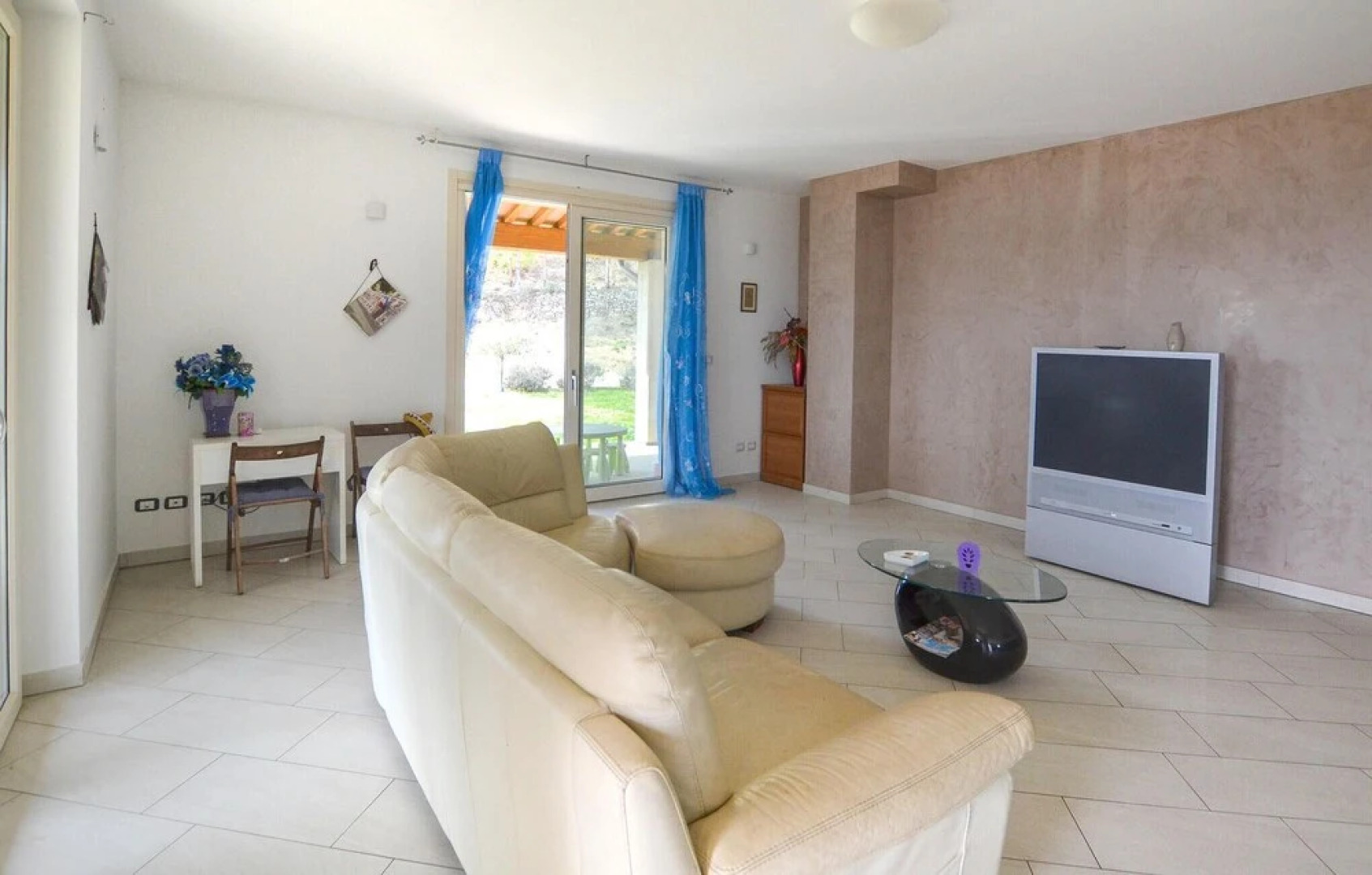 Beautiful Apartment in Monte S.maria Tiberina With Outdoor Swimming Pool, Wifi and 3 Bedrooms