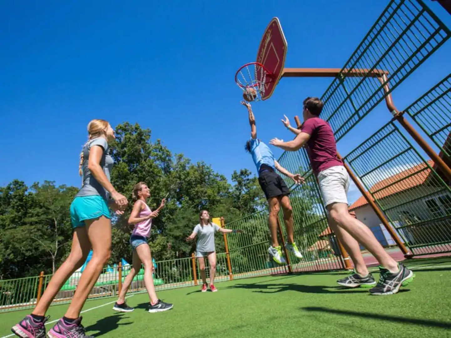 La Réserve Mobile Home Premium 4-6 Places, VIP-4 Fun Pass