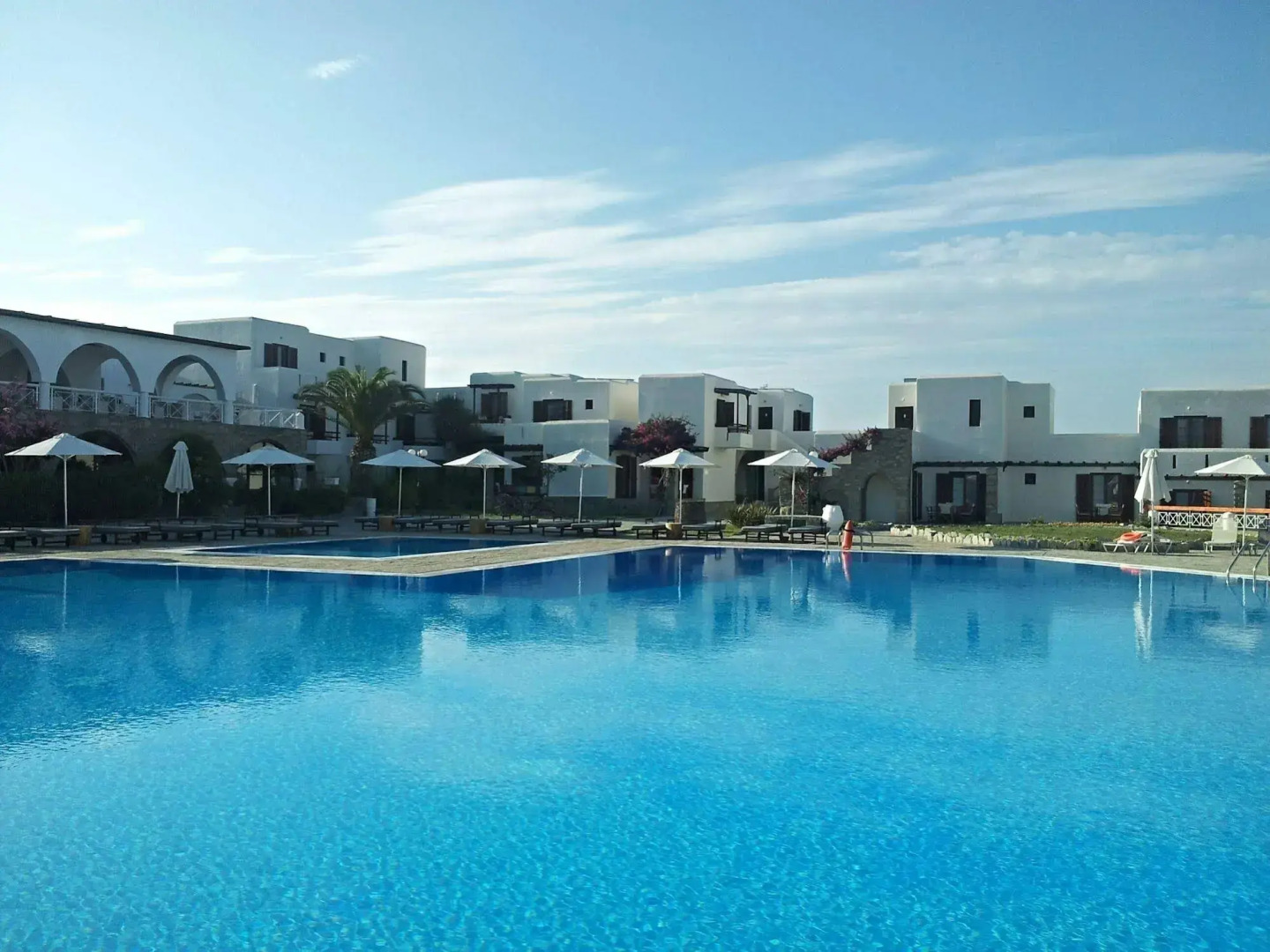 Porto Paros Hotel & Villas