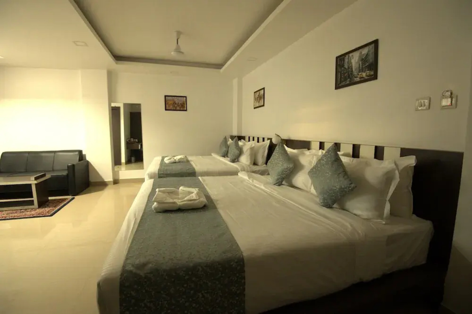 Biznotel by Pride Deoghar