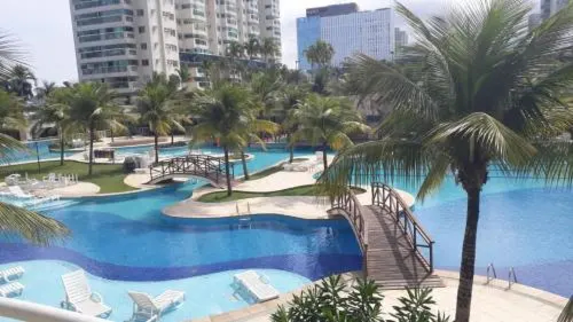 Apto cond Bora Bora - Barra