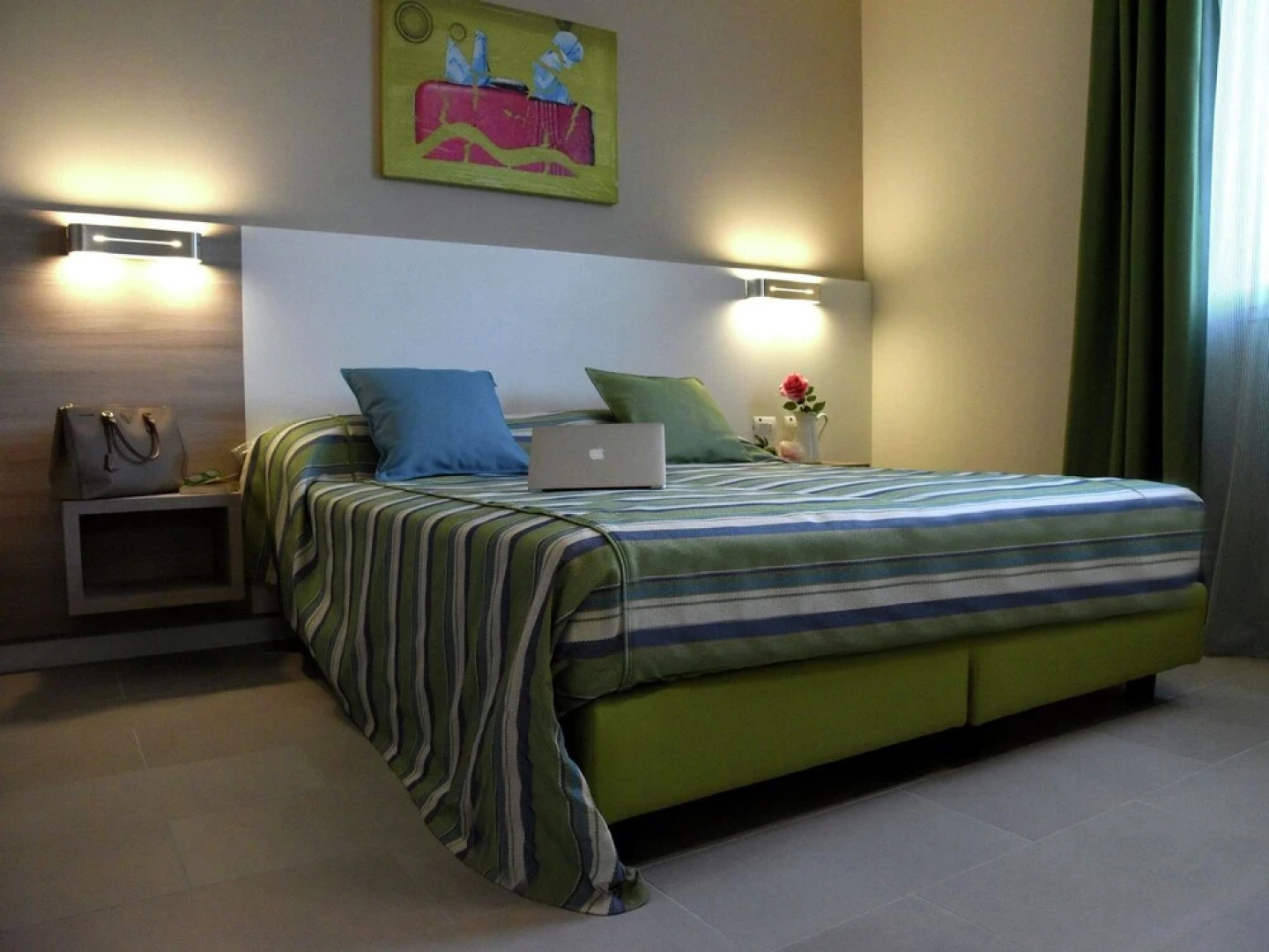 New Residence by Lake Iseo, Surrounded by Green