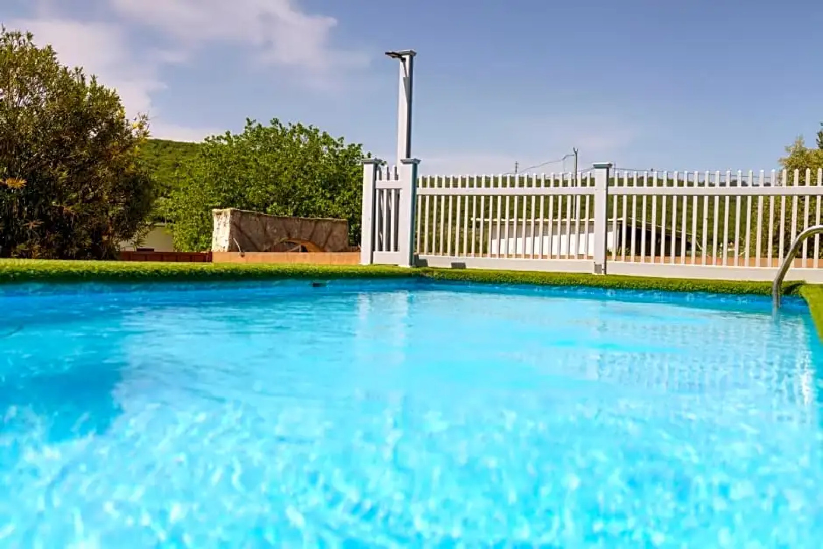 בקתות אירוח המערות - מושב חוסן מרשת V Club