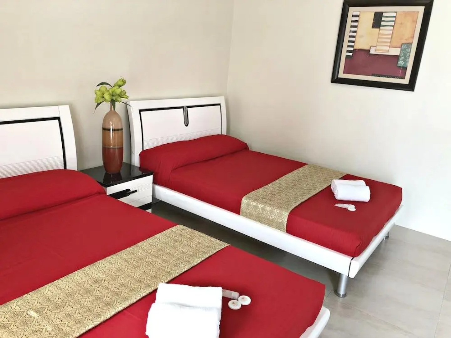 Quezon Premier Hotel Candelaria