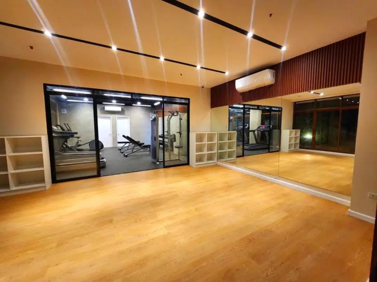 Cebu One Tectona Resort Hotel