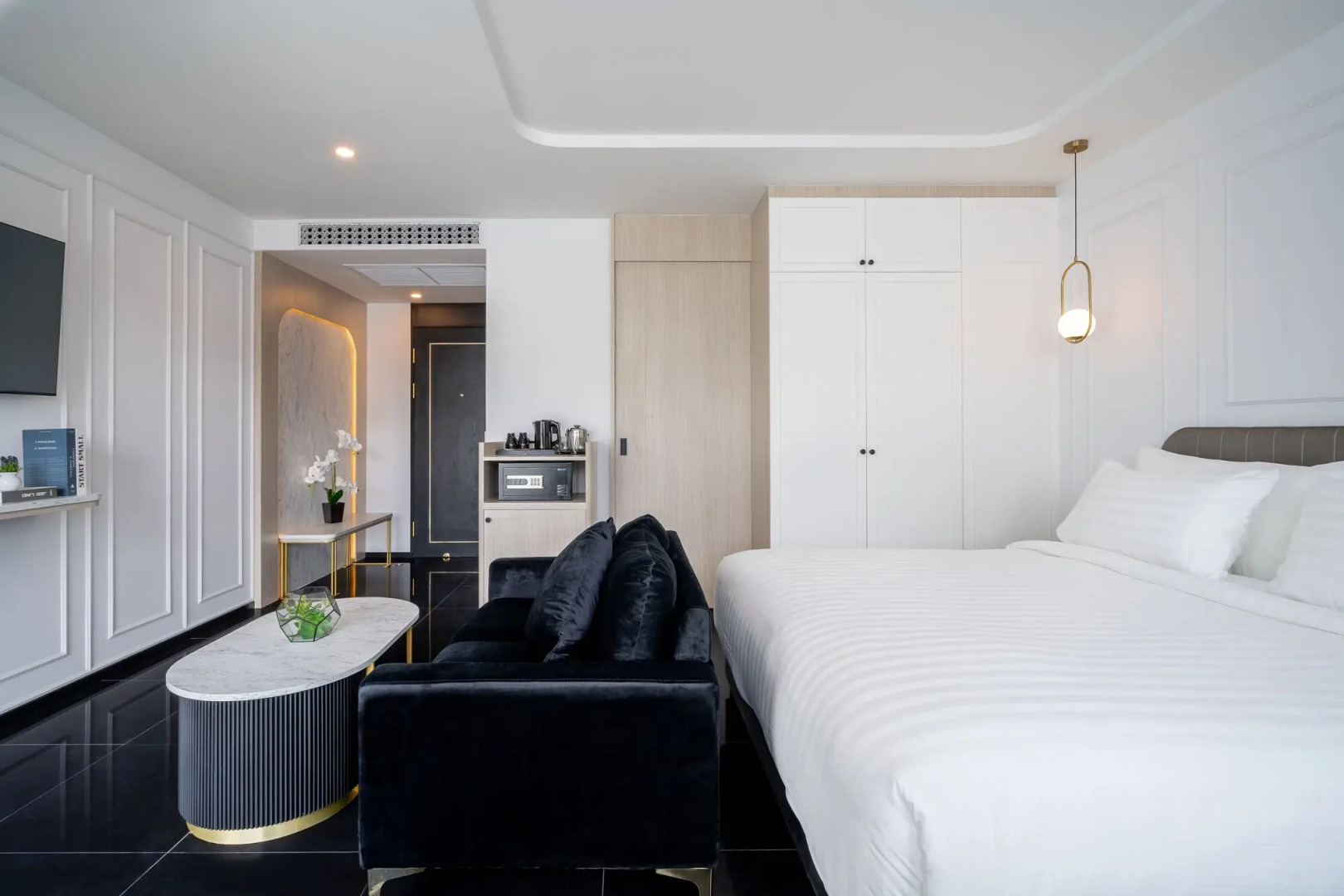 Ratri Hotel Phuket Old Town