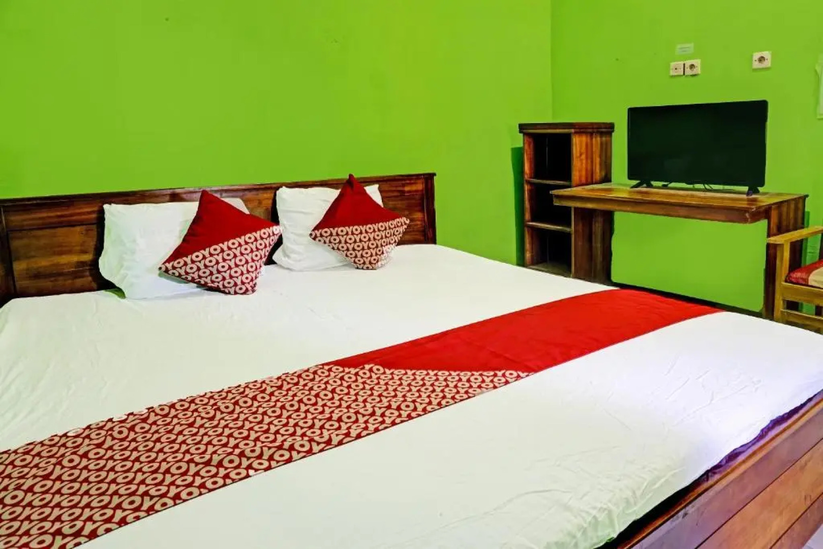 Oyo 91573 Hotel Family Blitar