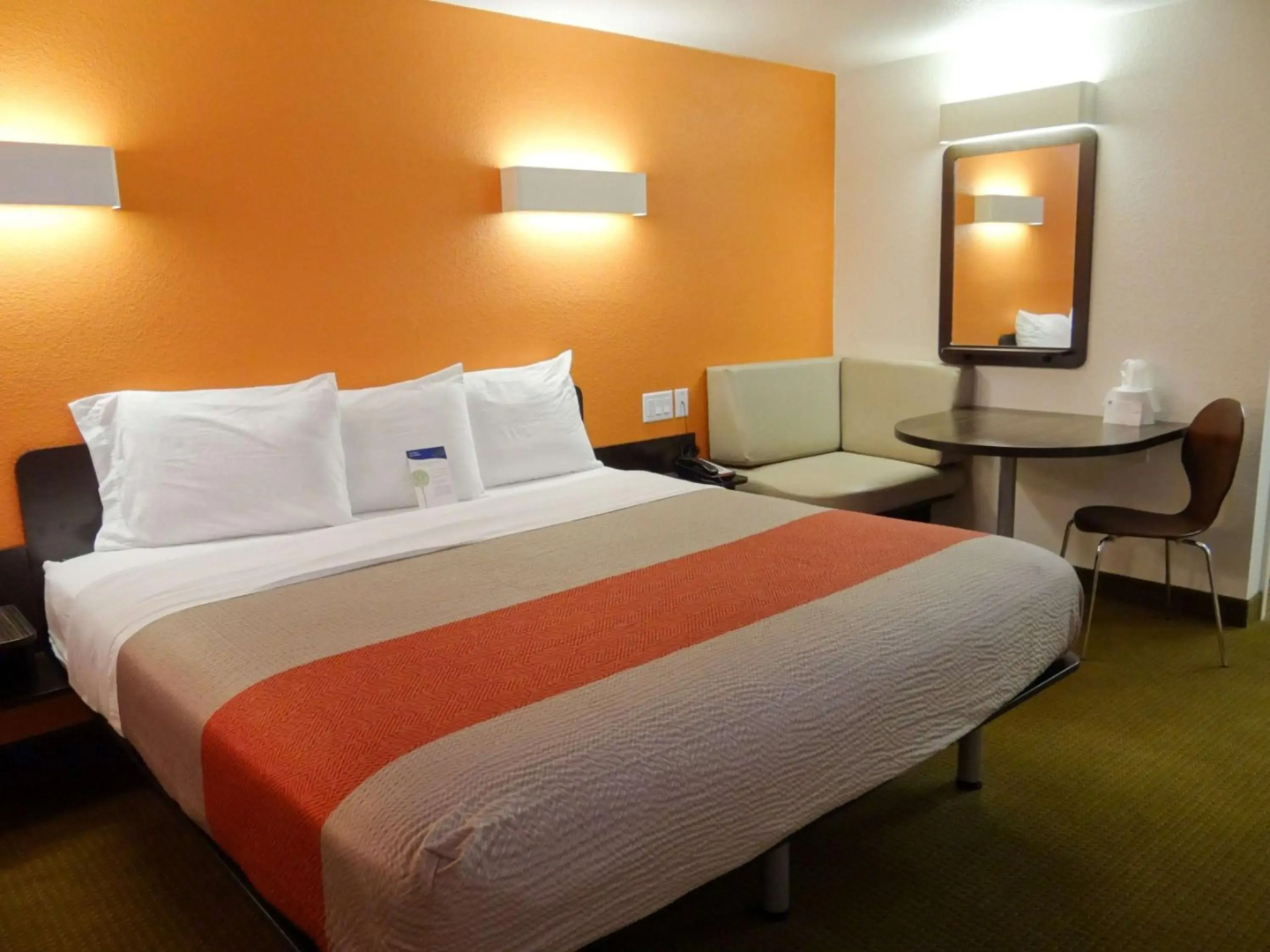 Motel 6 Erie, PA