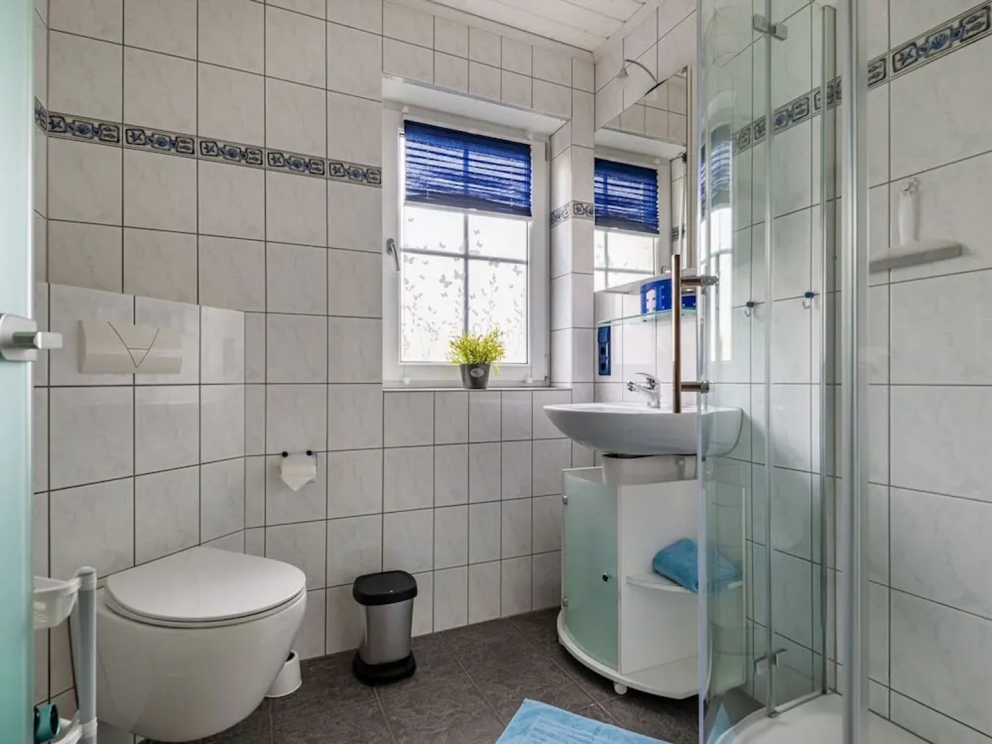 Apartment With Fenced Garden in Faid