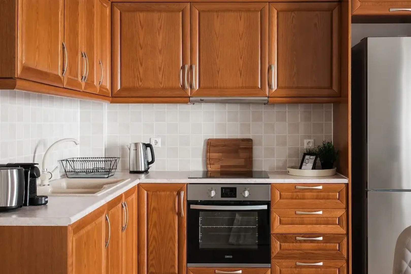 UPSTREET Superb & Comfy 2 BD Apt-Marousi