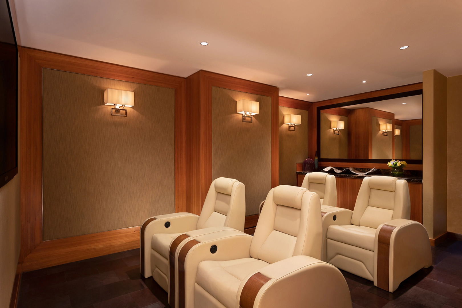 VOGO Abu Dhabi Golf Resort & Spa