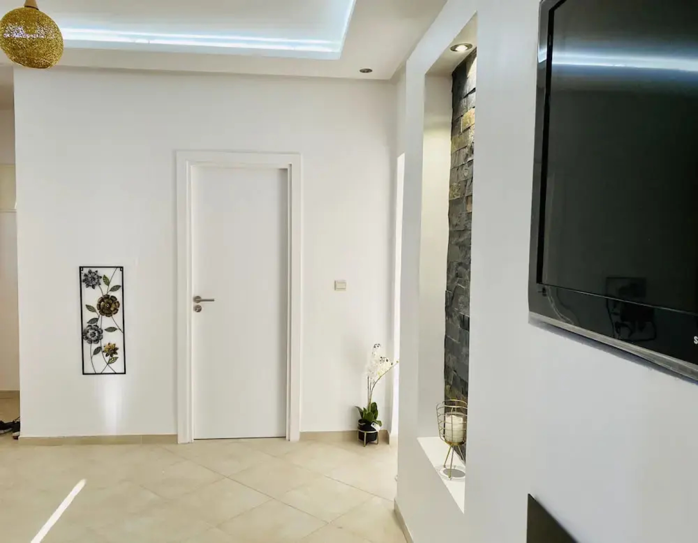 Luxury Apartment on the Marina