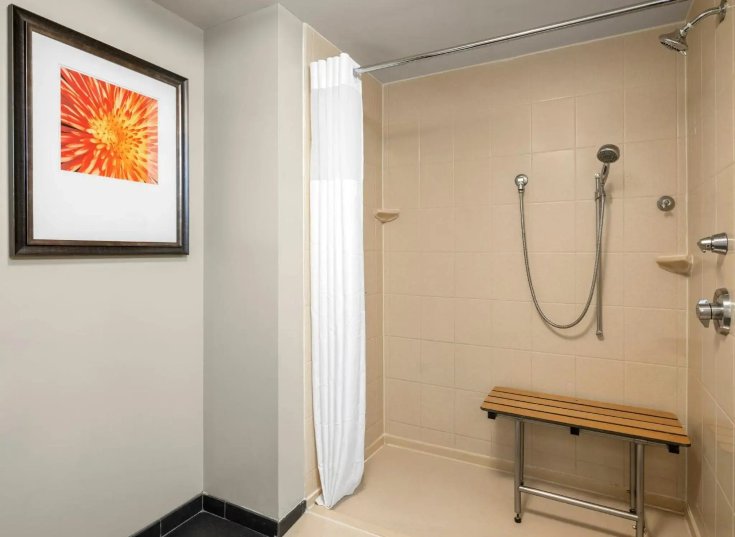 Staybridge Suites Indianapolis-Airport by IHG