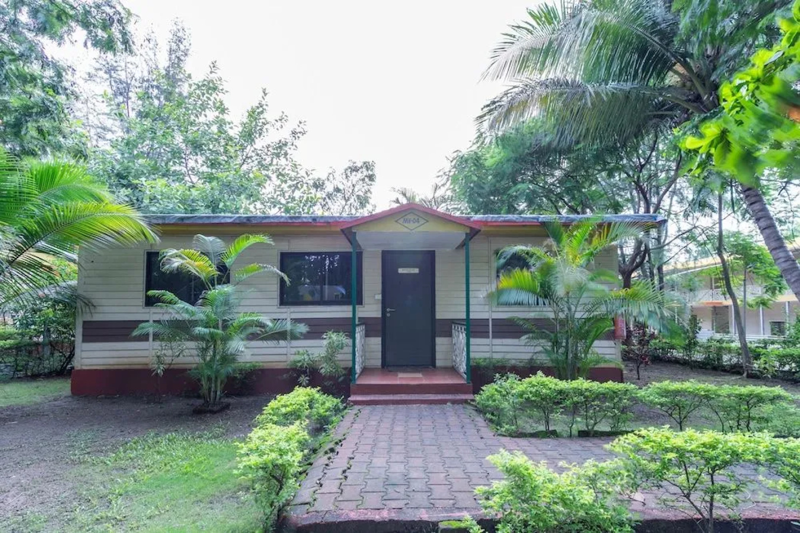 Capital O 47539 Capital O Umbergaon Club