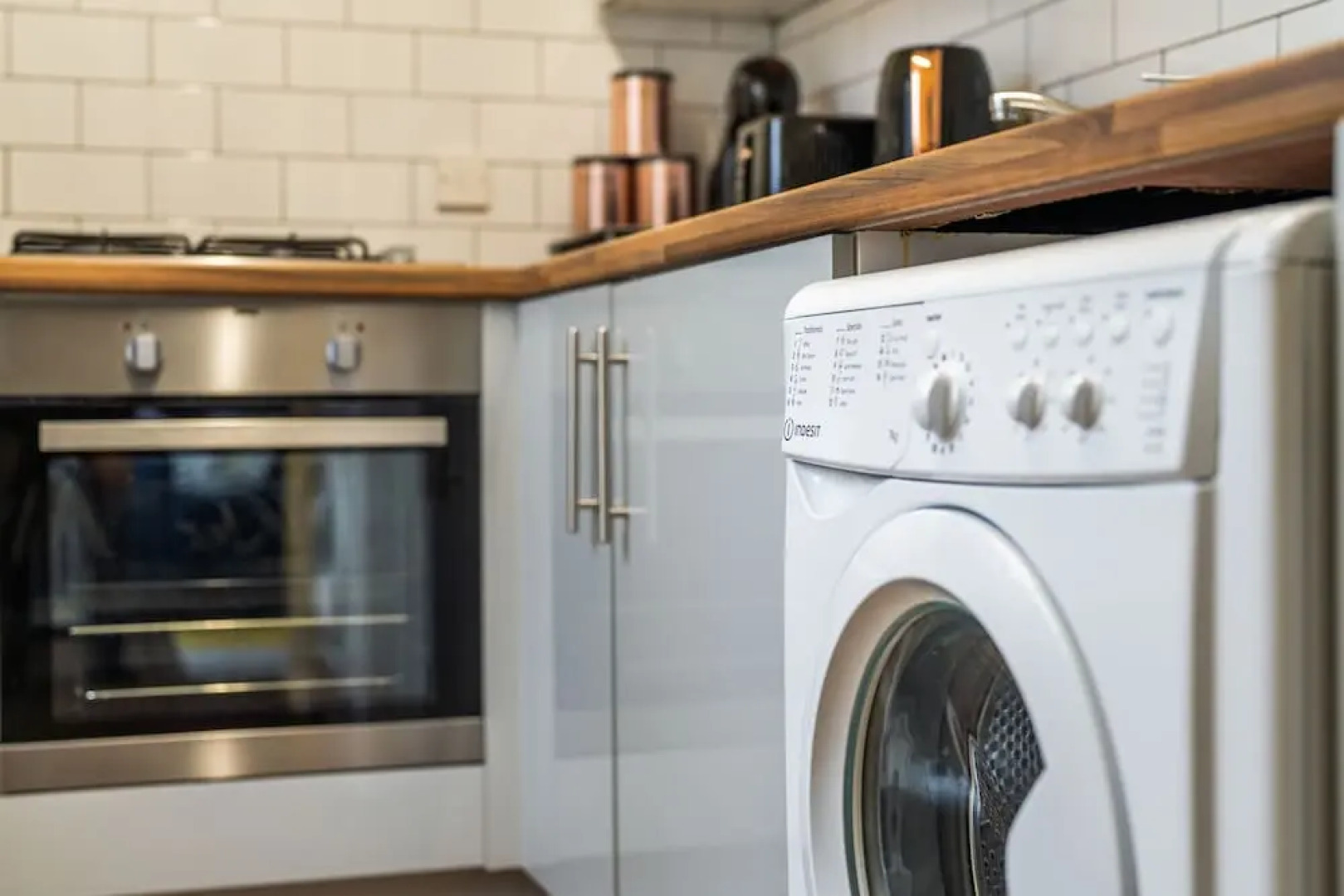 Staines Studio Apartment - Heathrow