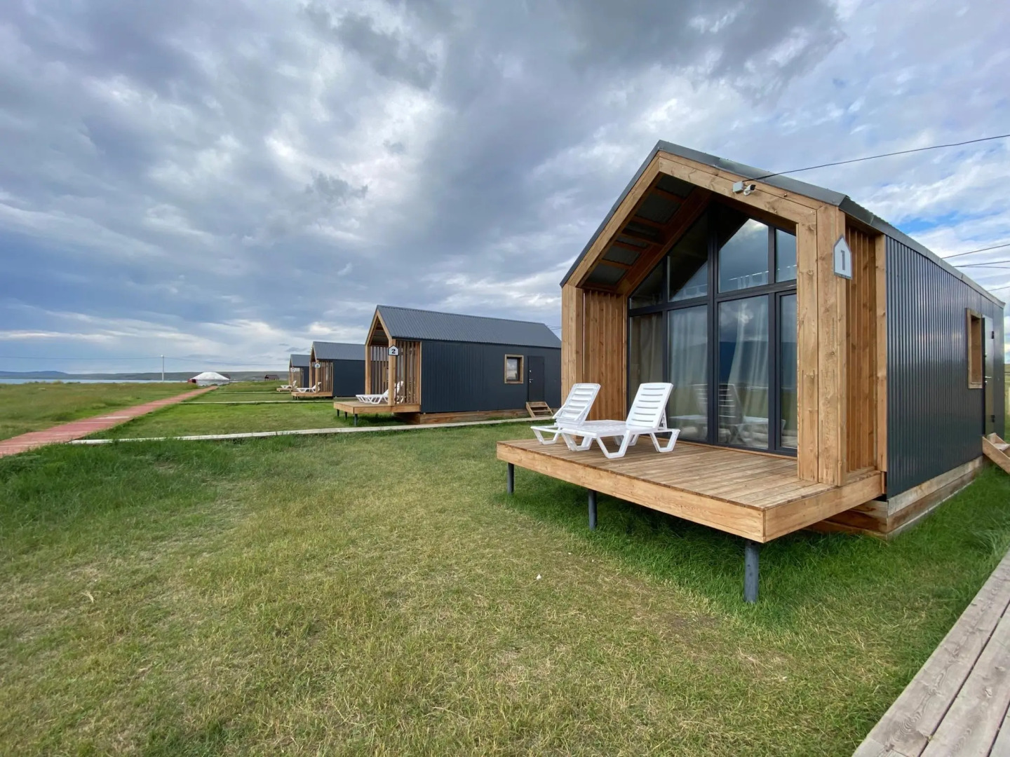 Золотые пески эко-отель