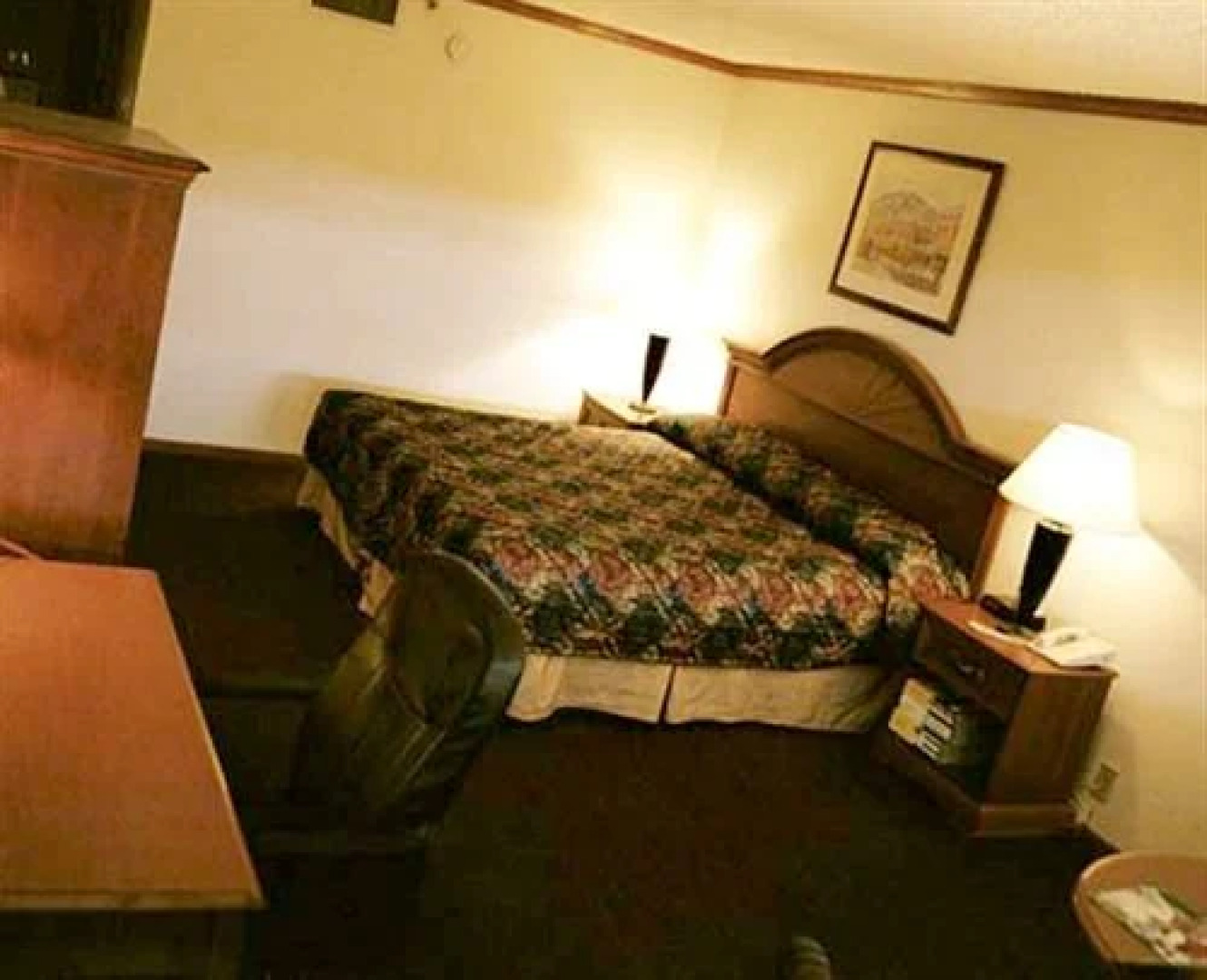 Boulder Outlook Hotel & Suites