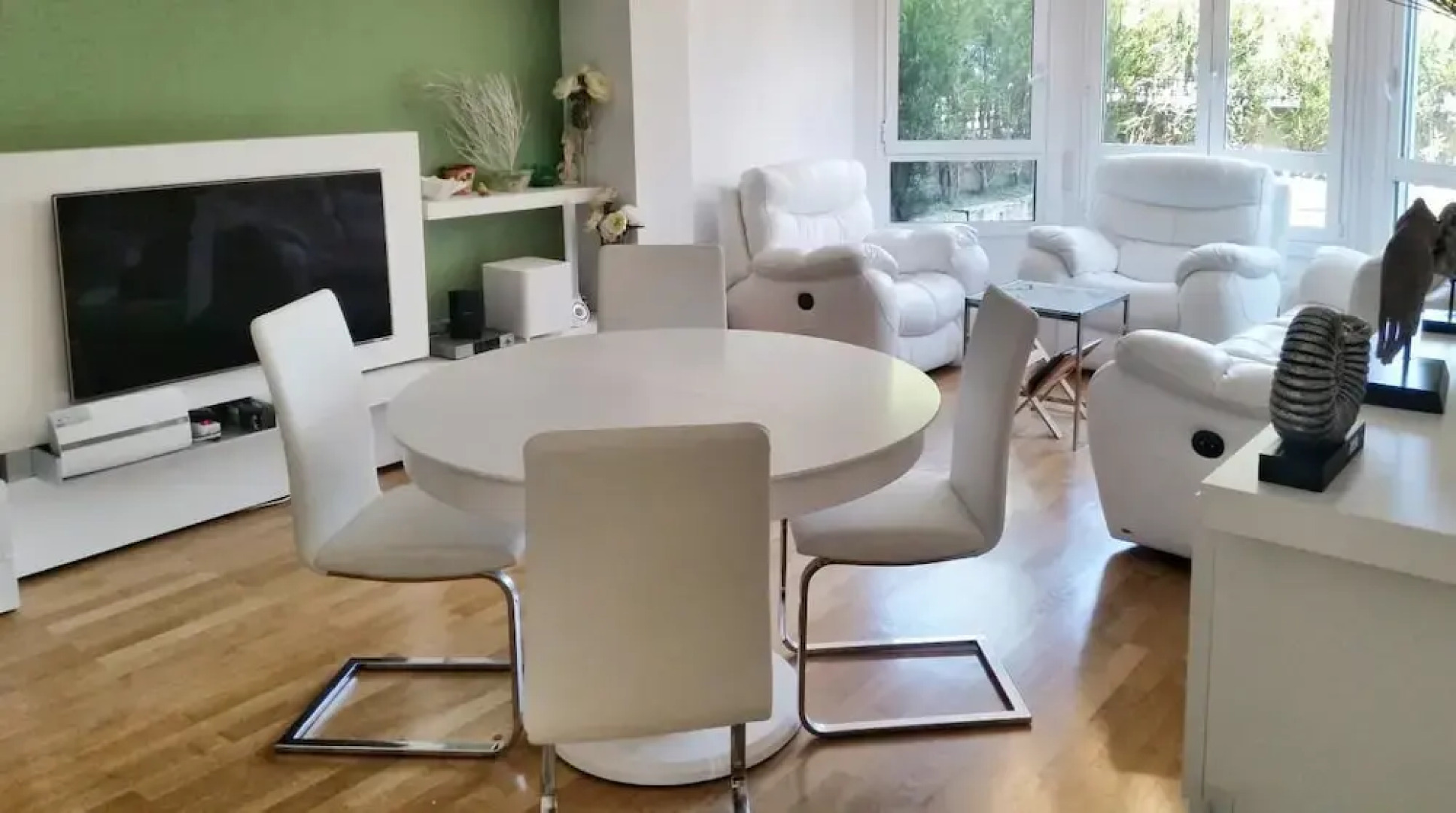 Zubimusu By People Rentals