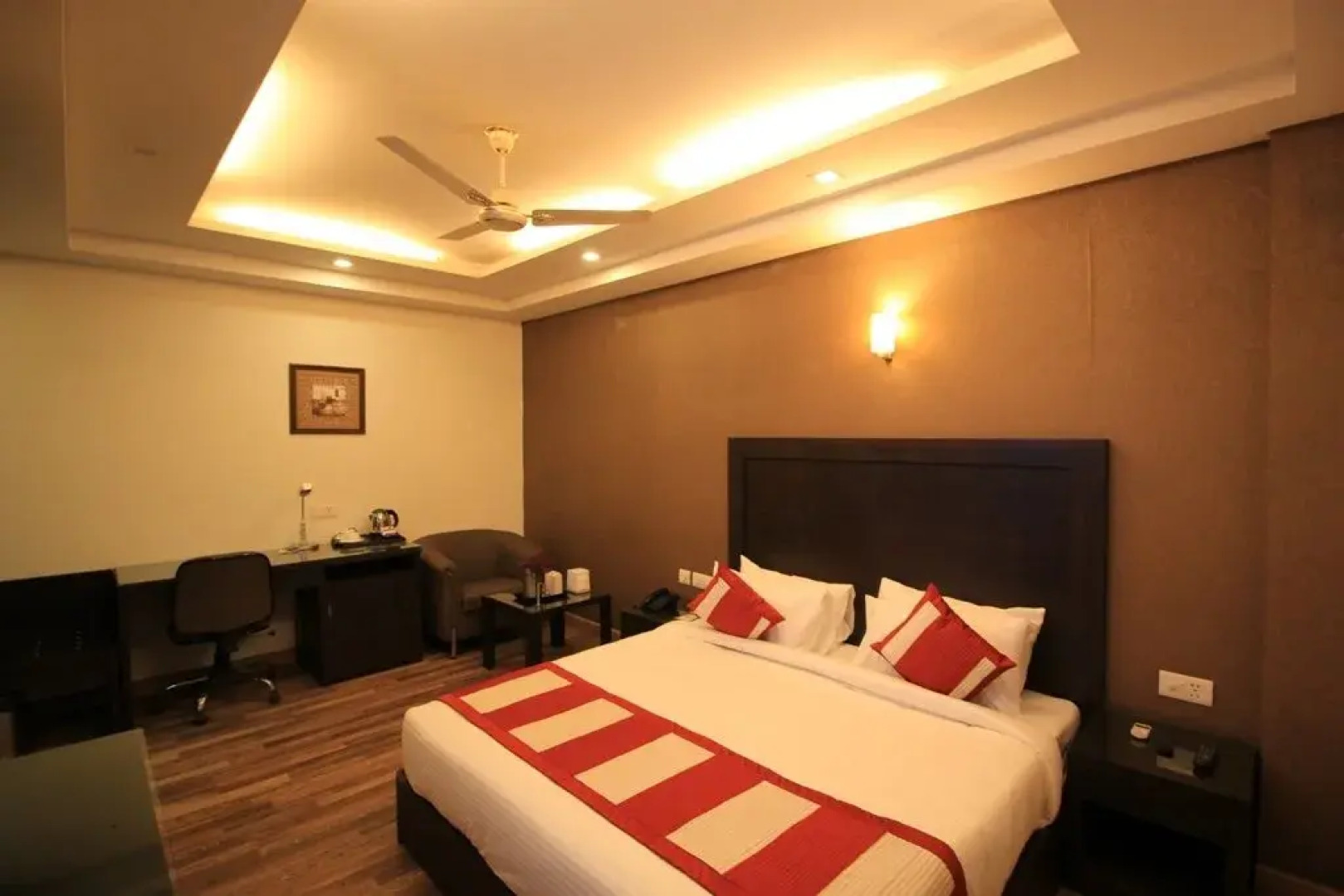 Hotel Inderlok Ananta