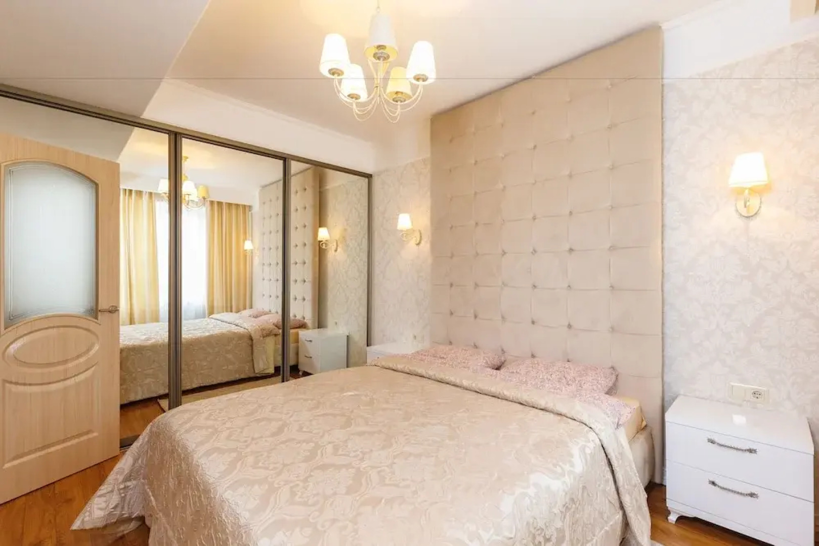 Отель Homestay Apartments