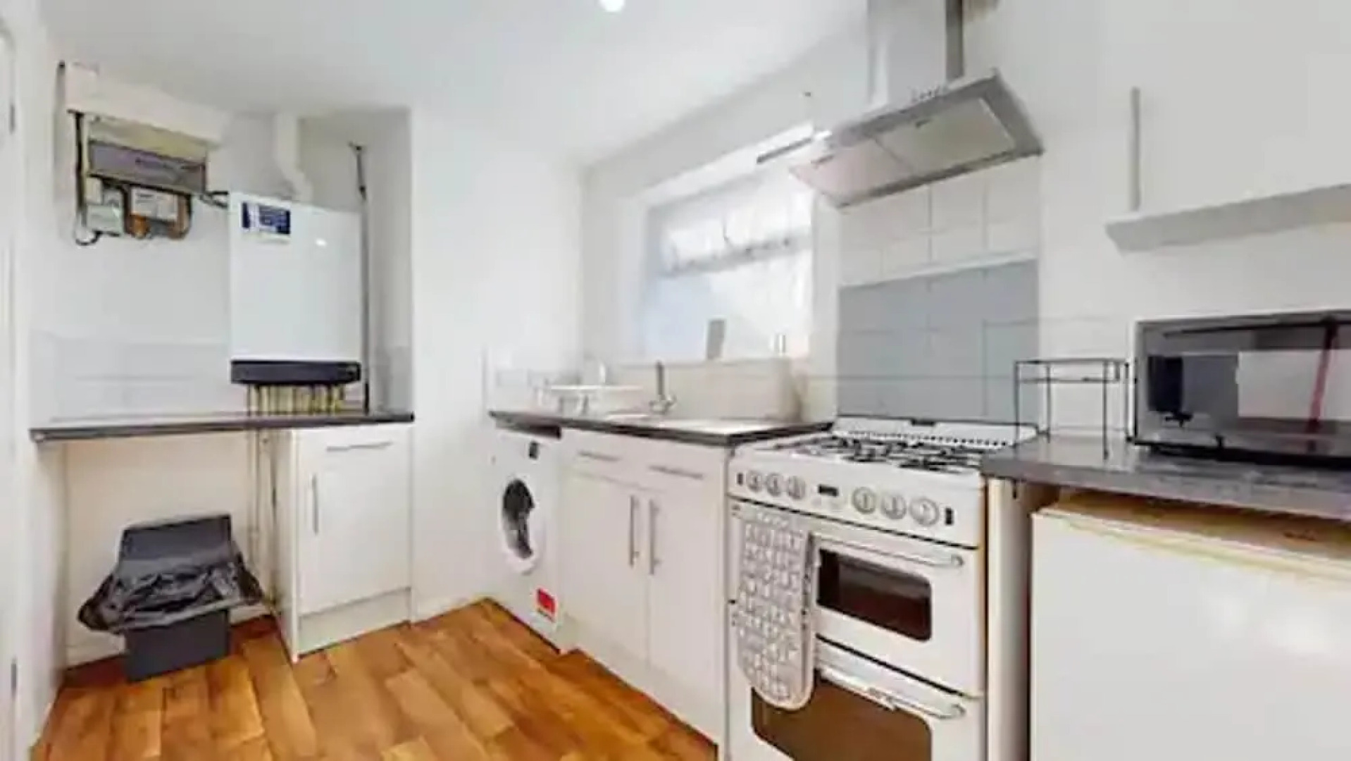 Captivating 2-bed Apartment in Stanford-le-hope