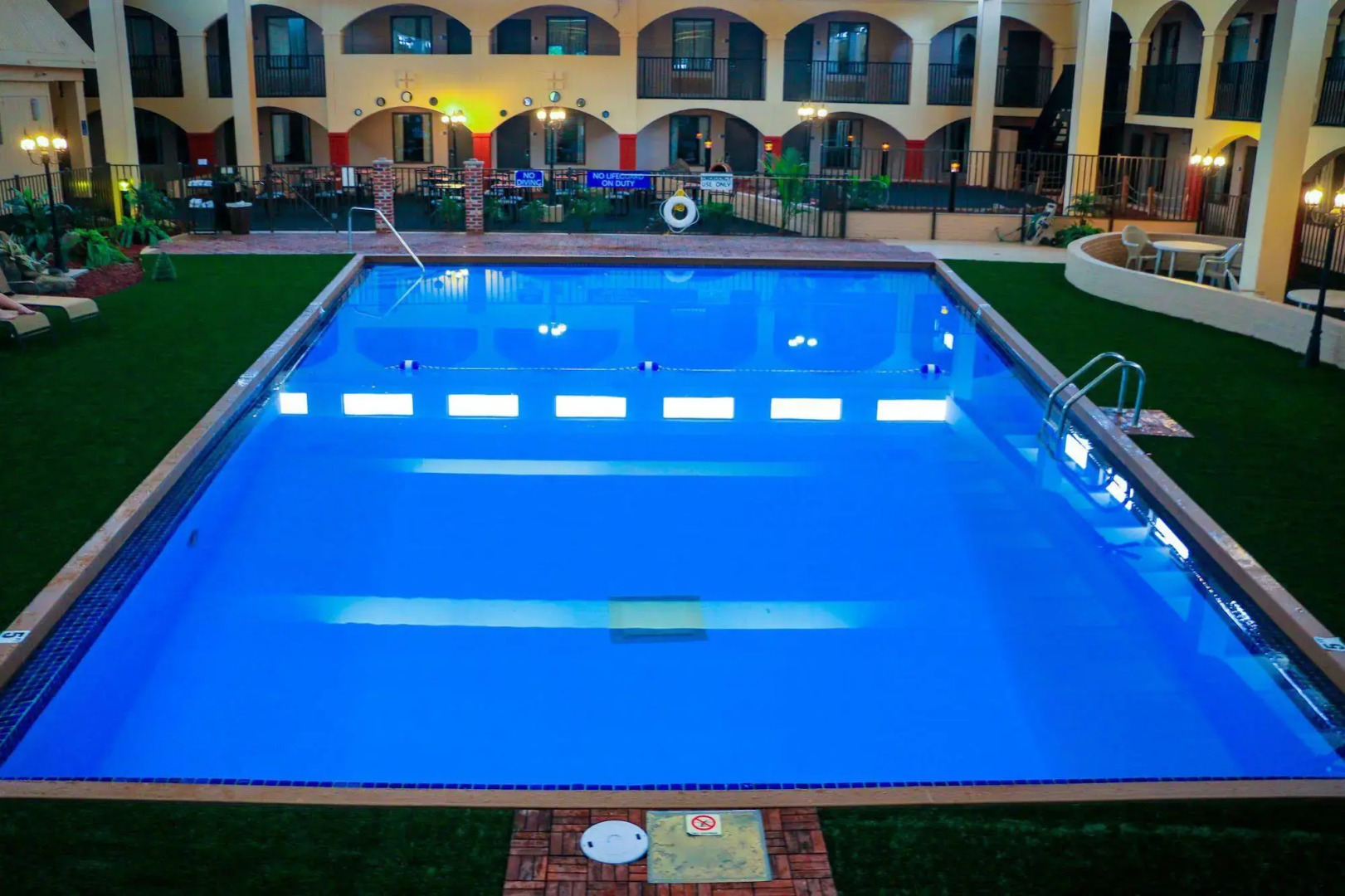 Suite Dreams Motel By Capital O Mattoon I - 57