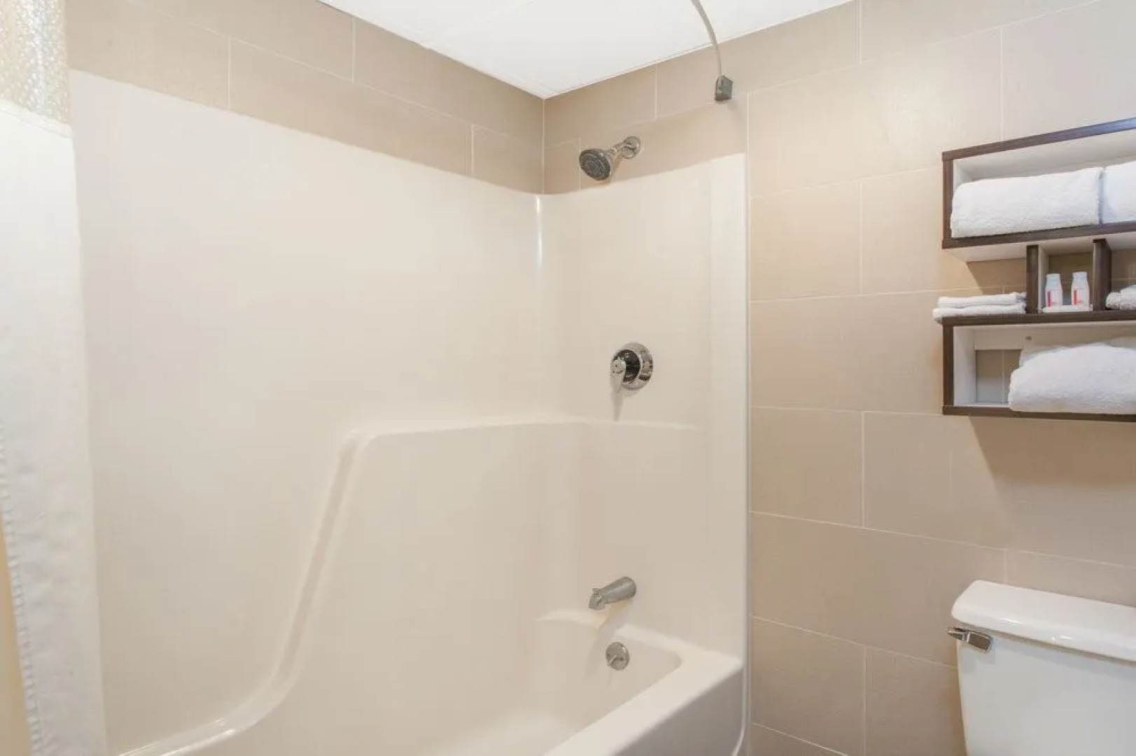 Howard Johnson Inn Suffern