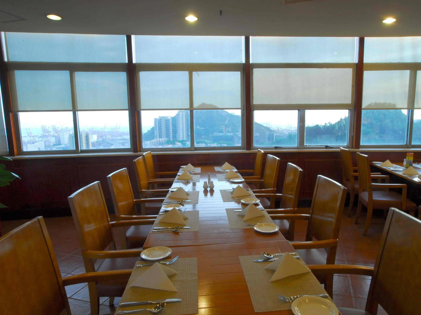 Ming Wah International Convention Centre