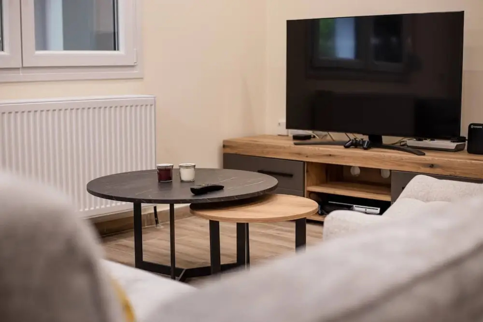 ZeusPlace katerini Stylish Living