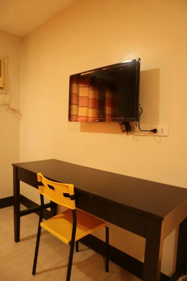 Gateway 21 Hotel and Dormitel