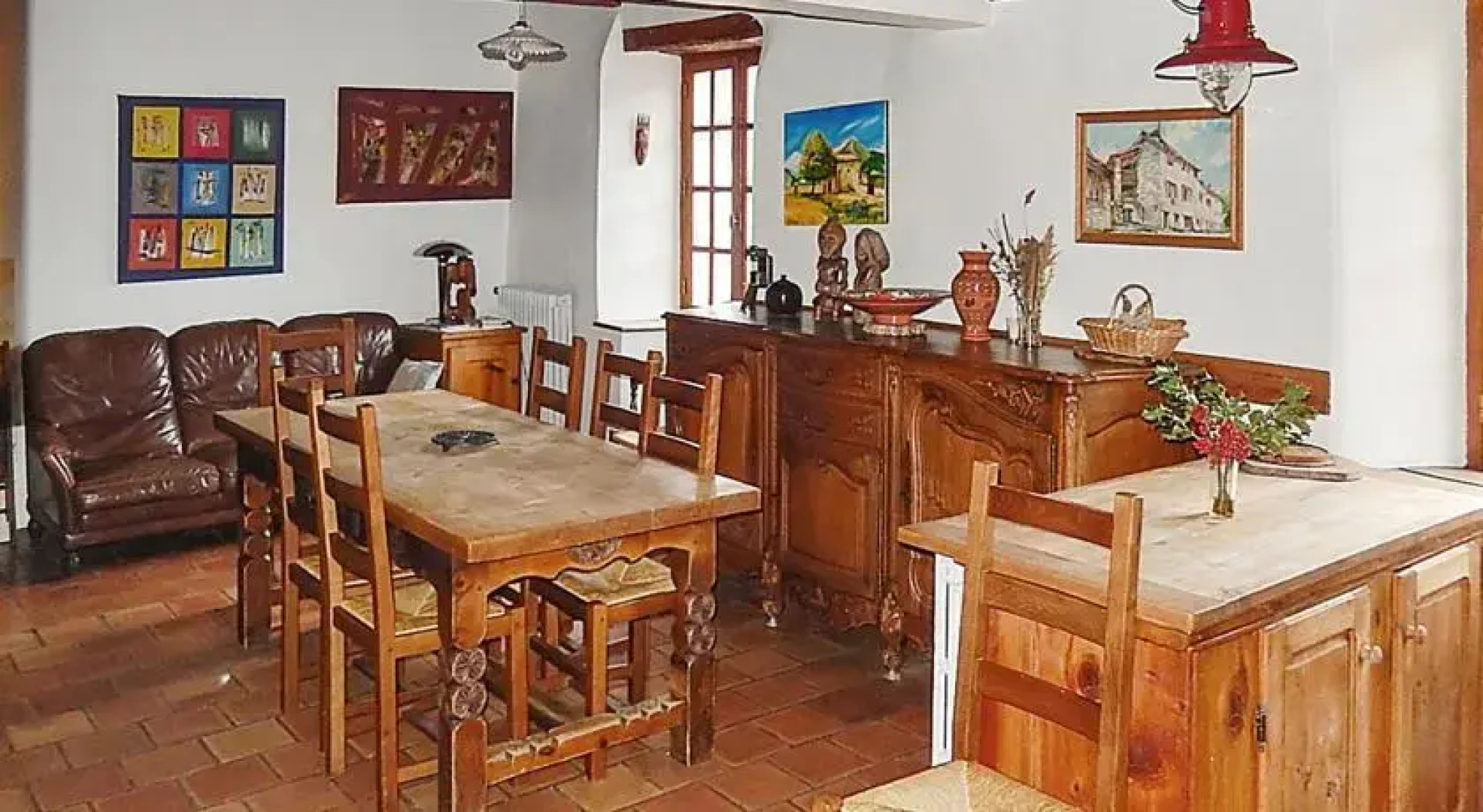 HomeRez - Country House Chateau Garnier