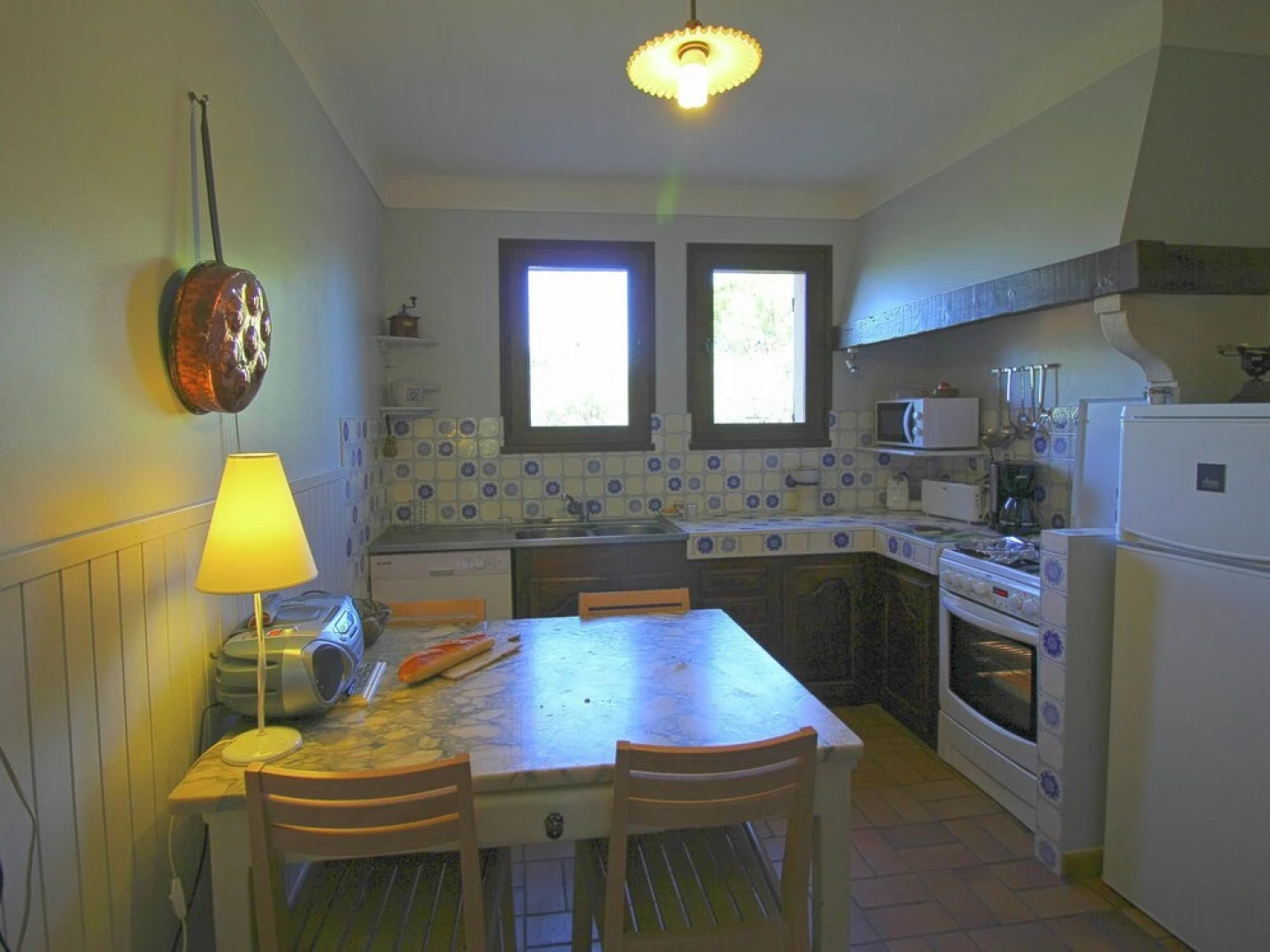 Detached Holiday Home With Private Pool Walking Distance From the Village of Roussillon