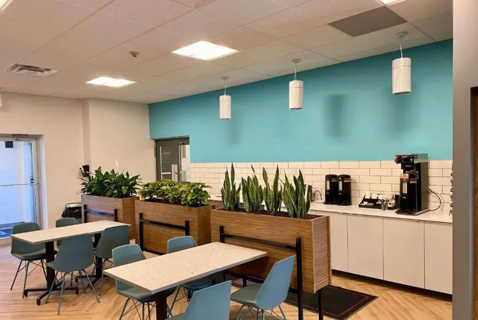 Howard Johnson Express Inn - Winnipeg West