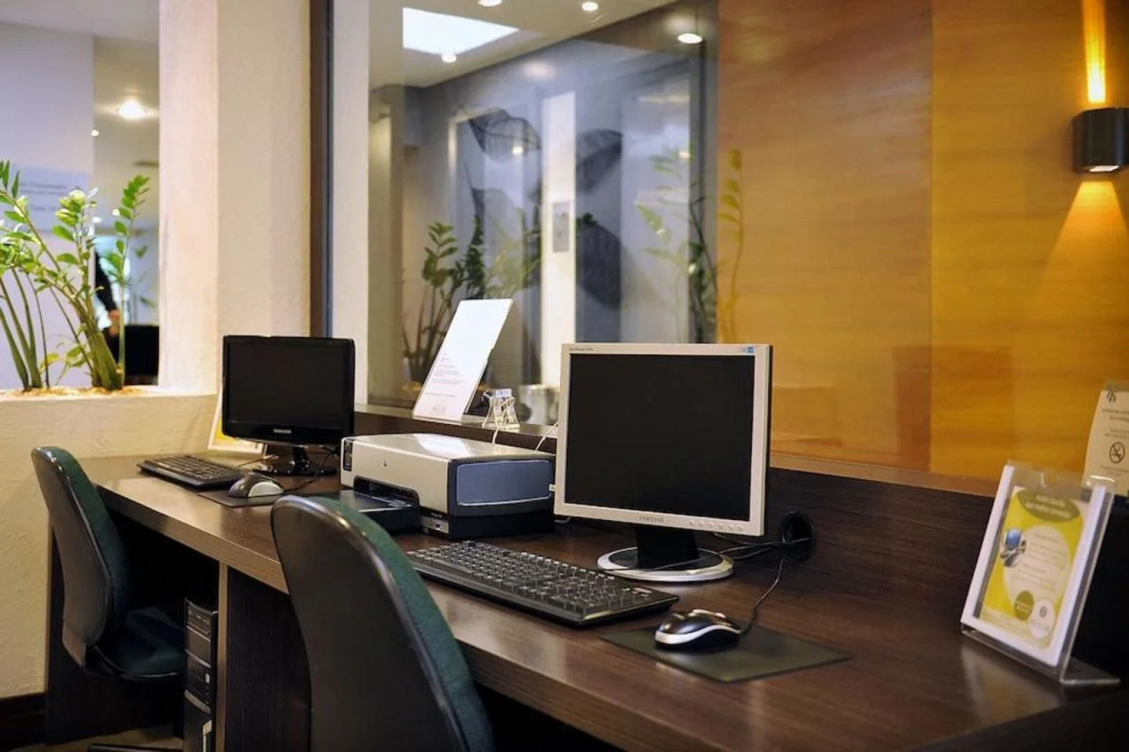 Hotel Deville Curitiba