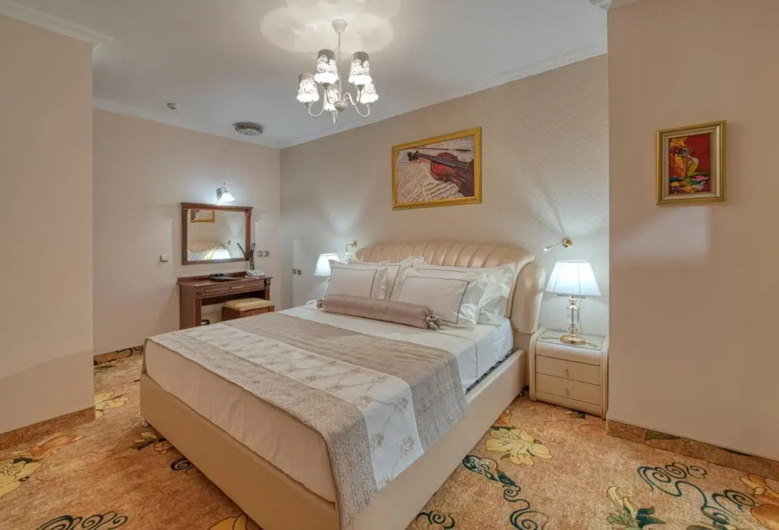 Residence Konstantina Palace