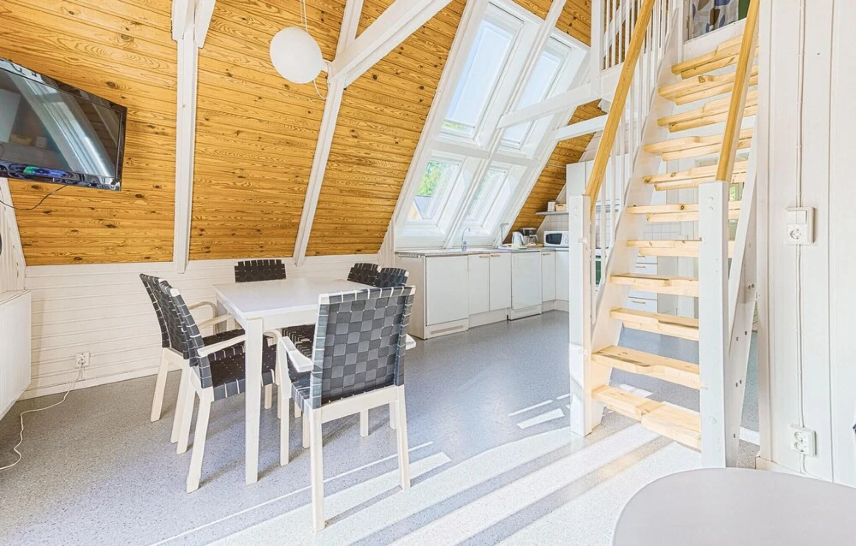 Beautiful Home in Landskrona With 3 Bedrooms and Wifi