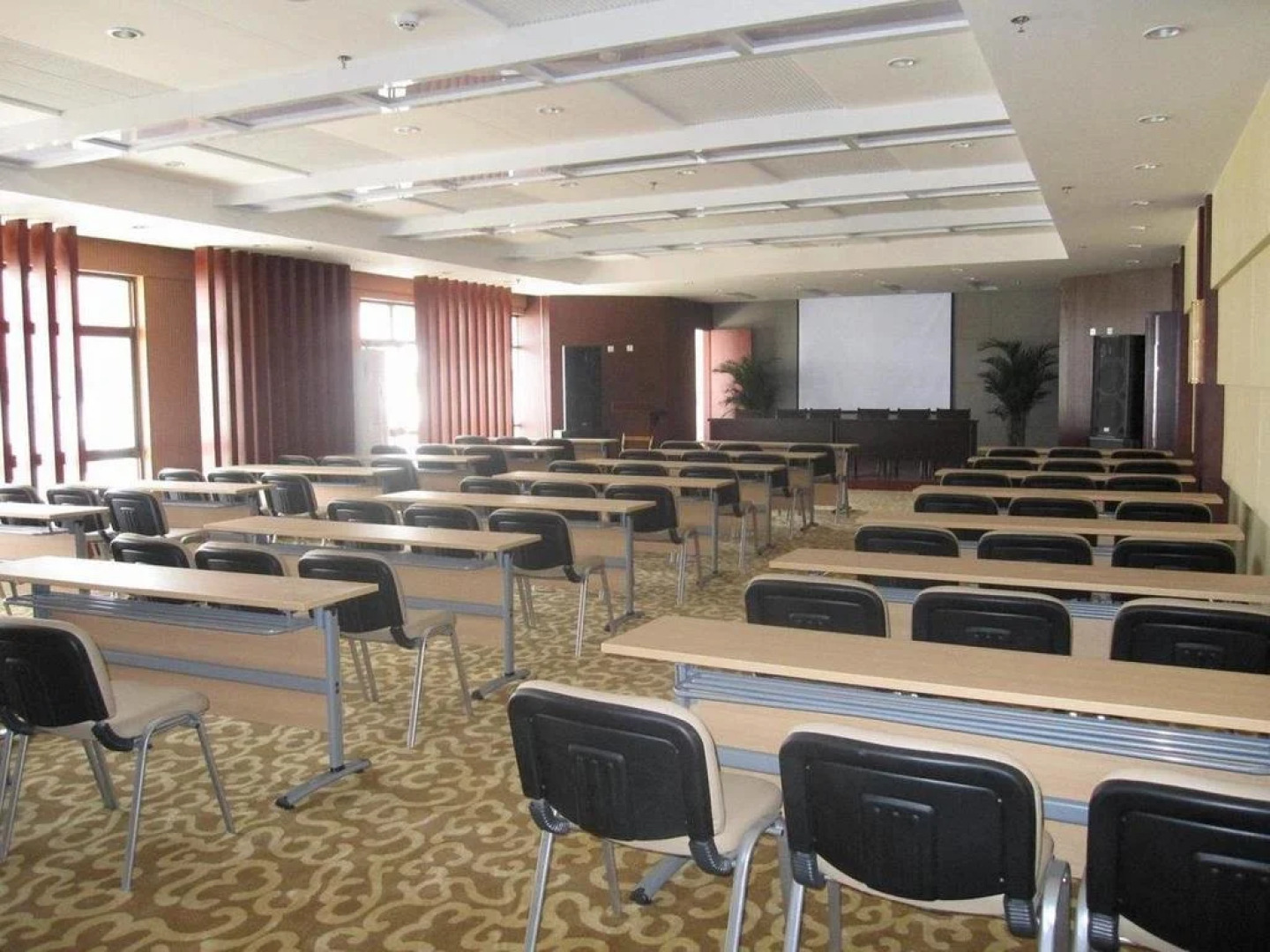 Jiuhuashan Yangshan Centre Hotel