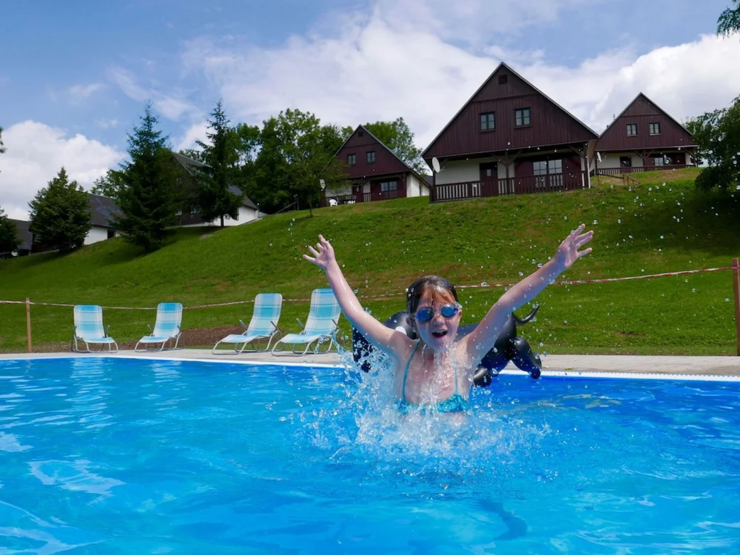 Detached Holiday Home With Veranda Near Cerny Dul