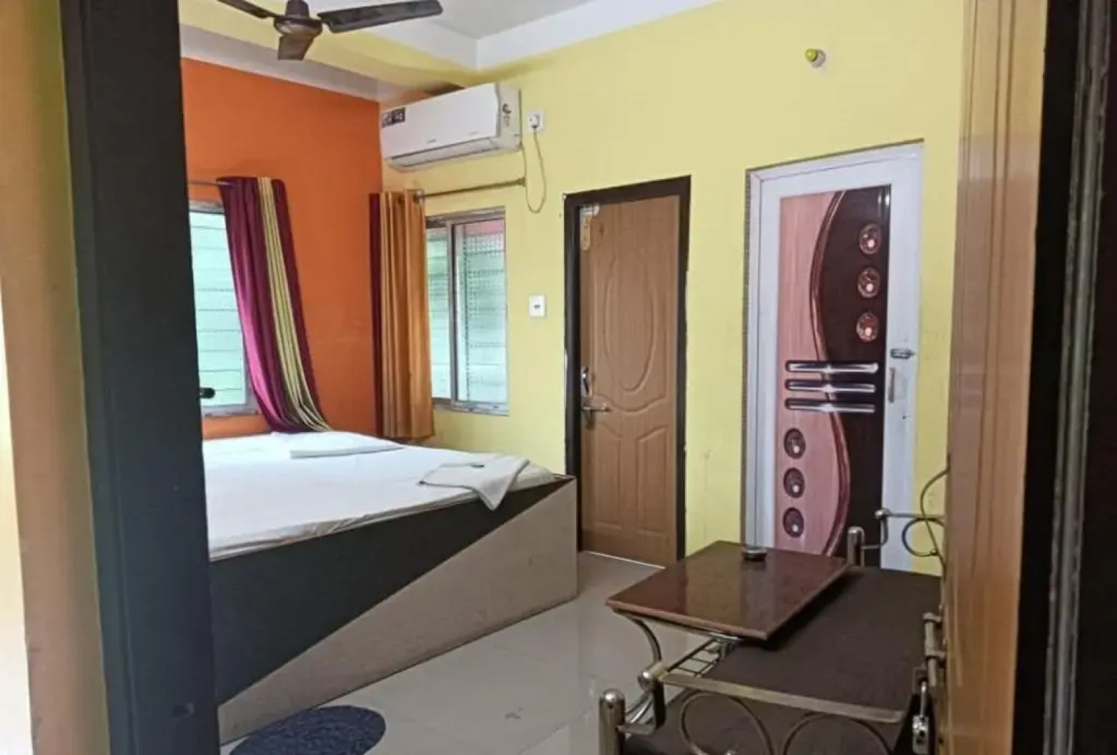 Trinayani Stay - 3 min Walk to Temple