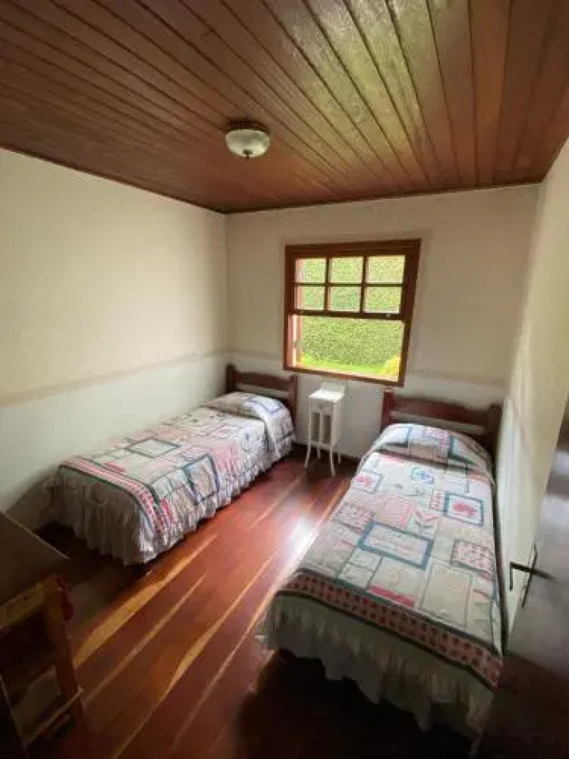 Apartamento em Condomínio Campos do Jordão