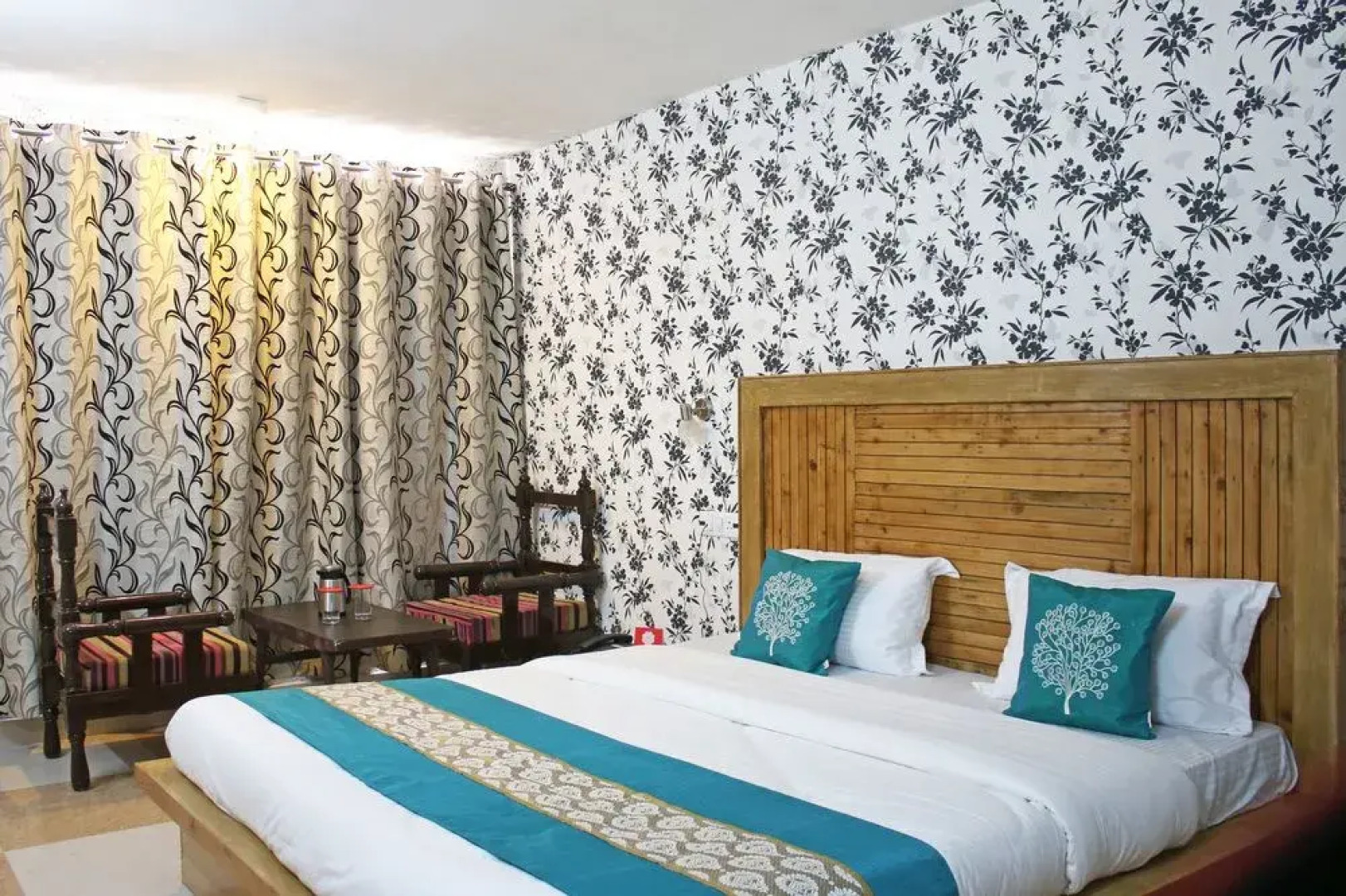 OYO Rooms Near Zero Bridge